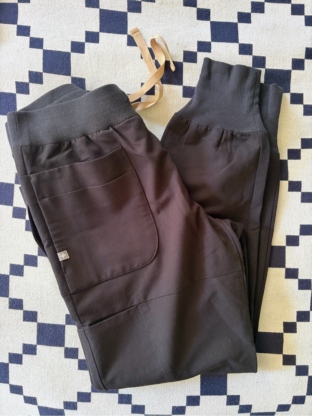 10 PAIRS Figs Scrub Pants size small - Picture 3 of 4